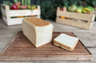 Fitzbillies White Sandwich Tin 800g SLICED (not organic) Picture of Fitzbillies White Sandwich Tin 800g SLICED (not organic)