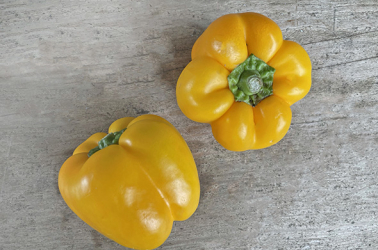 Picture of Pepper- yellow (2 peppers)