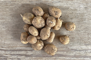 Picture of Potatoes (new season) Charlotte